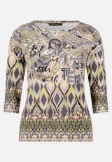 Ringelshirt mit U-Boot-Ausschnitt / Vorderseite