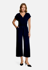 Jumpsuit  mit Wickeloptik  / Modellfoto Vorderseite