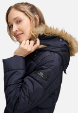 Outdoorjacke mit Kapuze / Detailbild