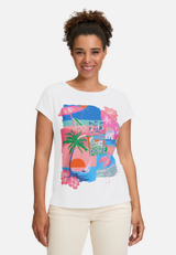 Basic Shirt mit Aufdruck / Modellfoto Vorderseite