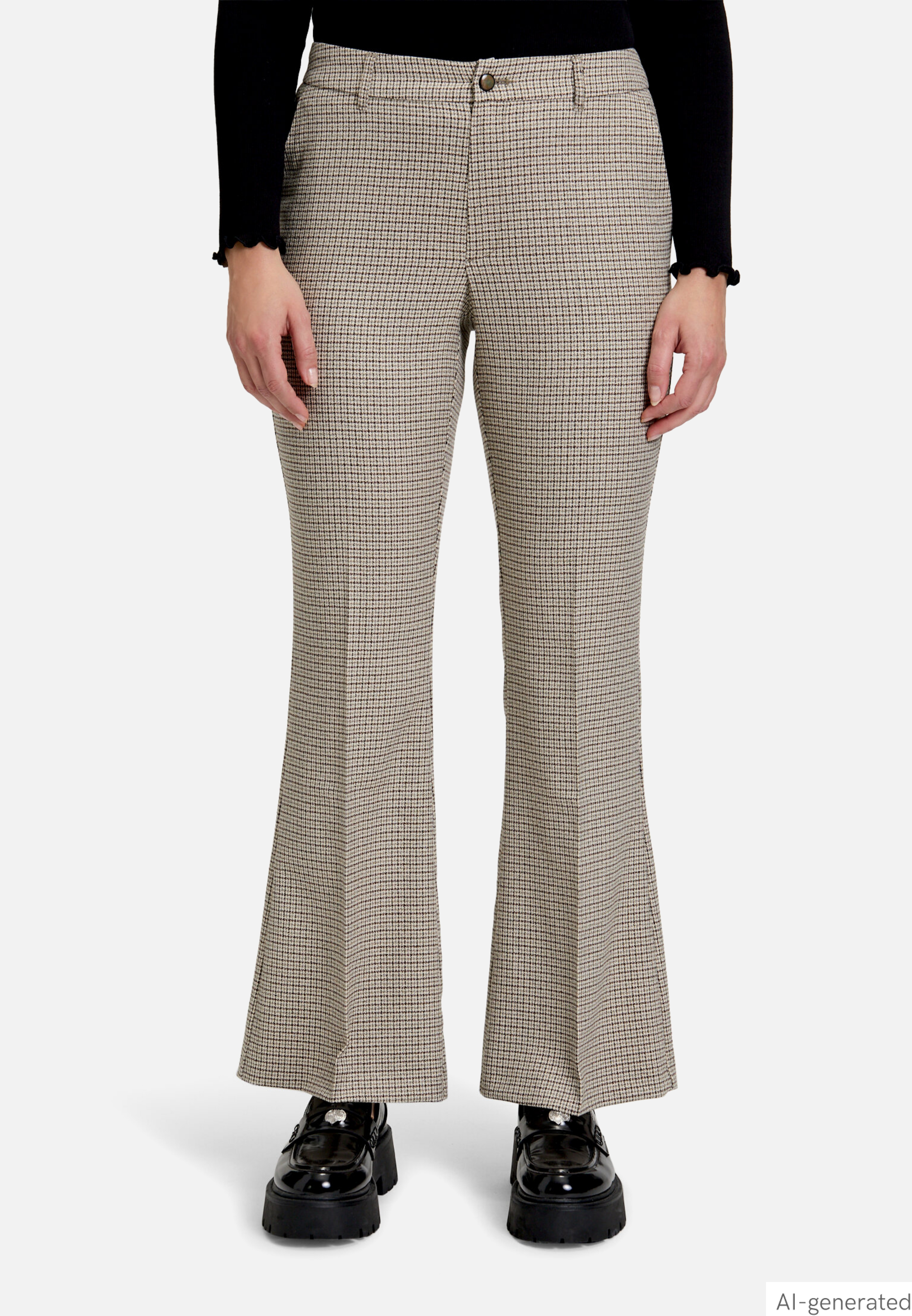 Stoffhose mit Bügelfalte