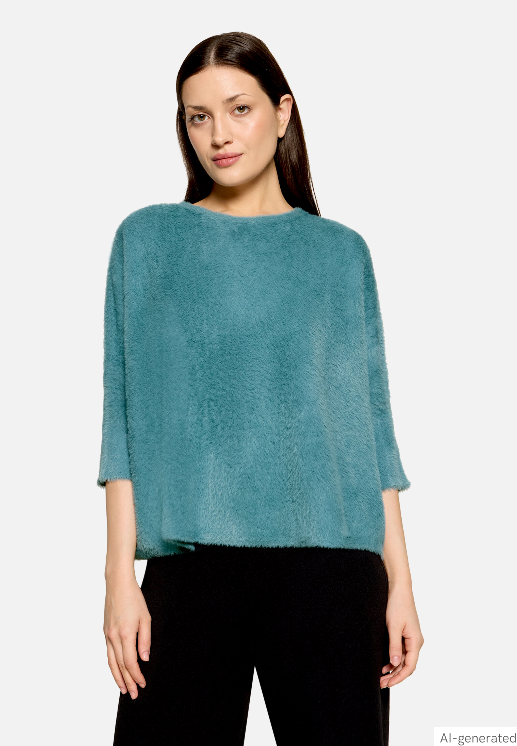 Flauschiger Pullover mit 3/4 Arm