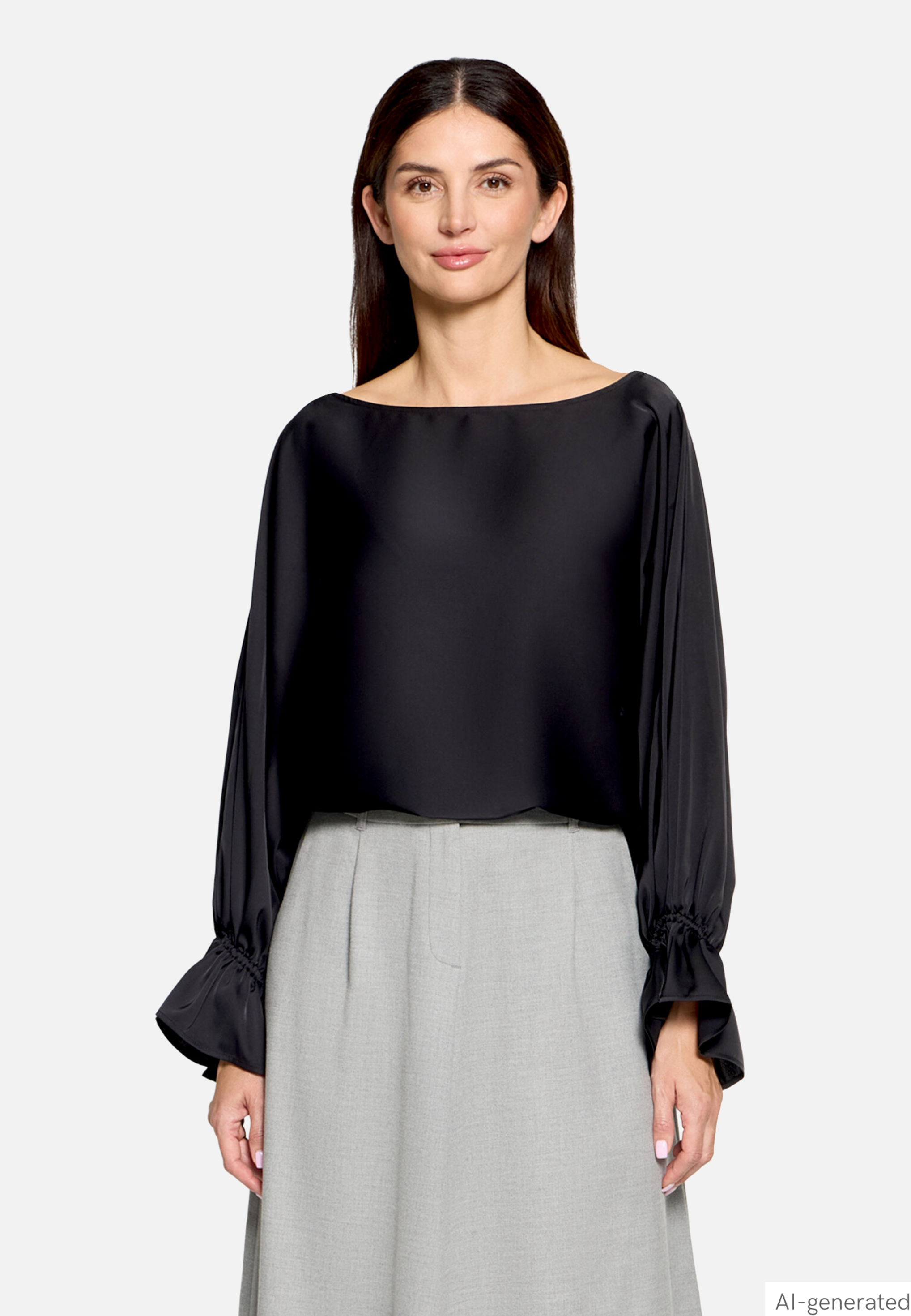 Satin-Bluse mit U-Boot-Ausschnitt
