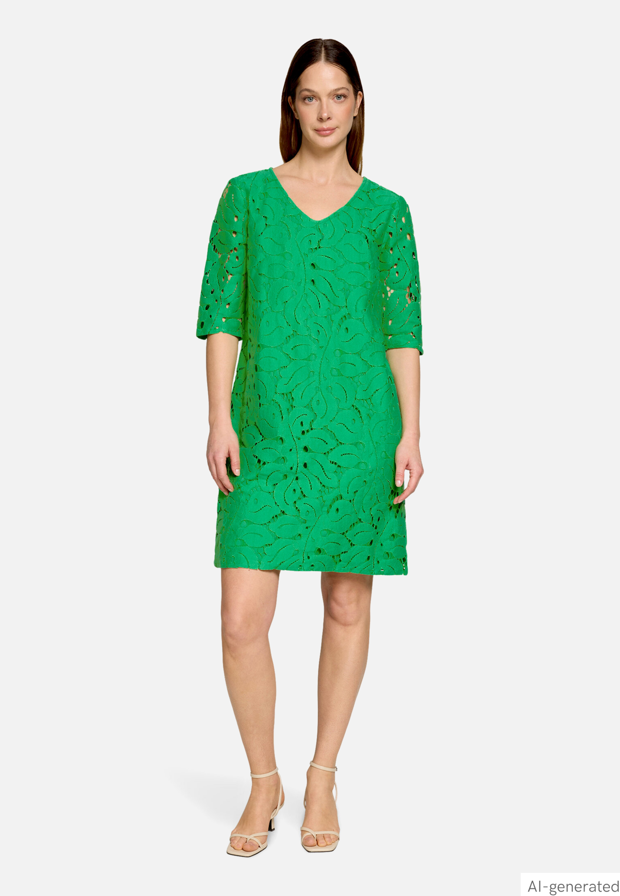 Spitzenkleid mit V-Ausschnitt