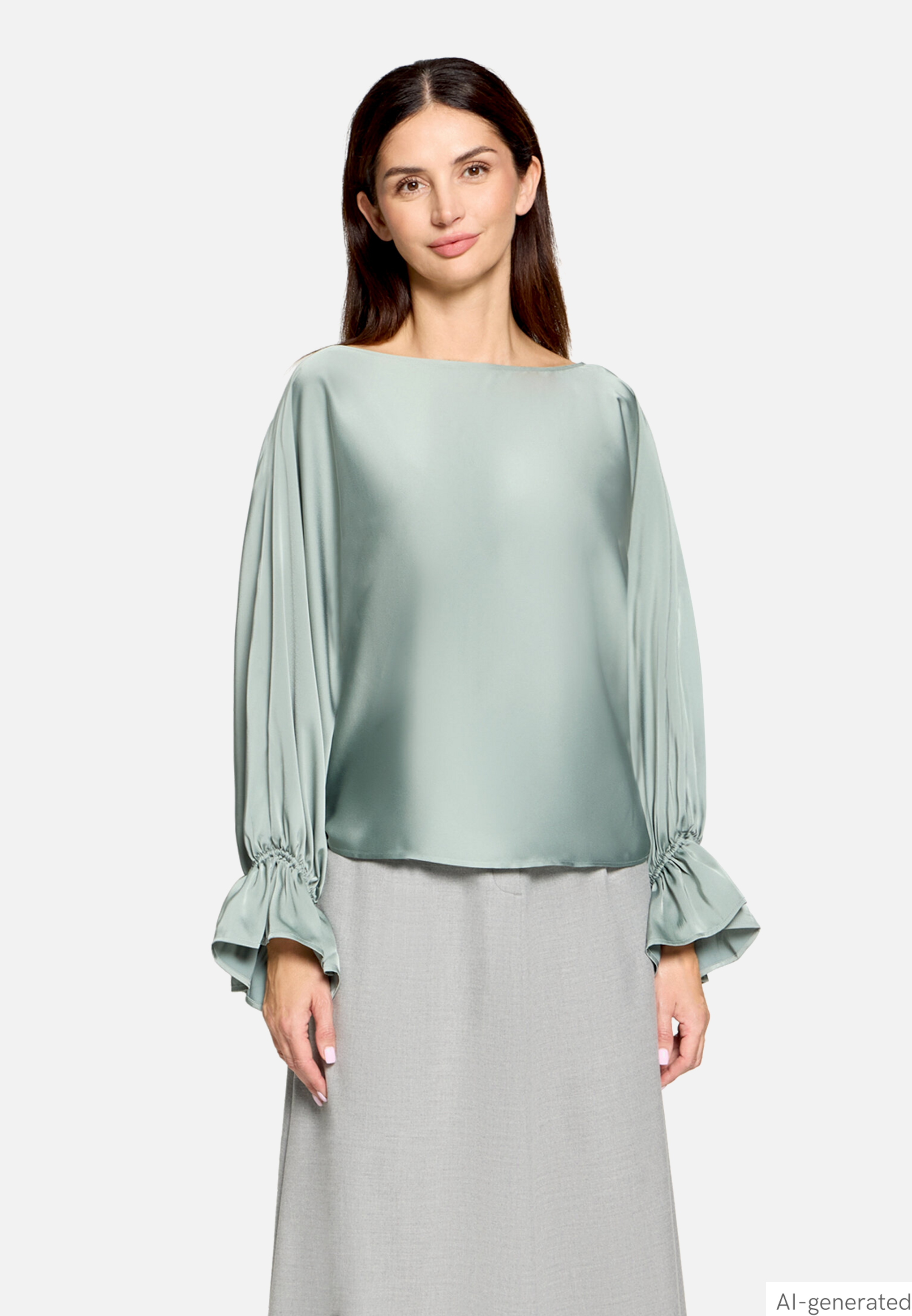 Satin-Bluse mit U-Boot-Ausschnitt