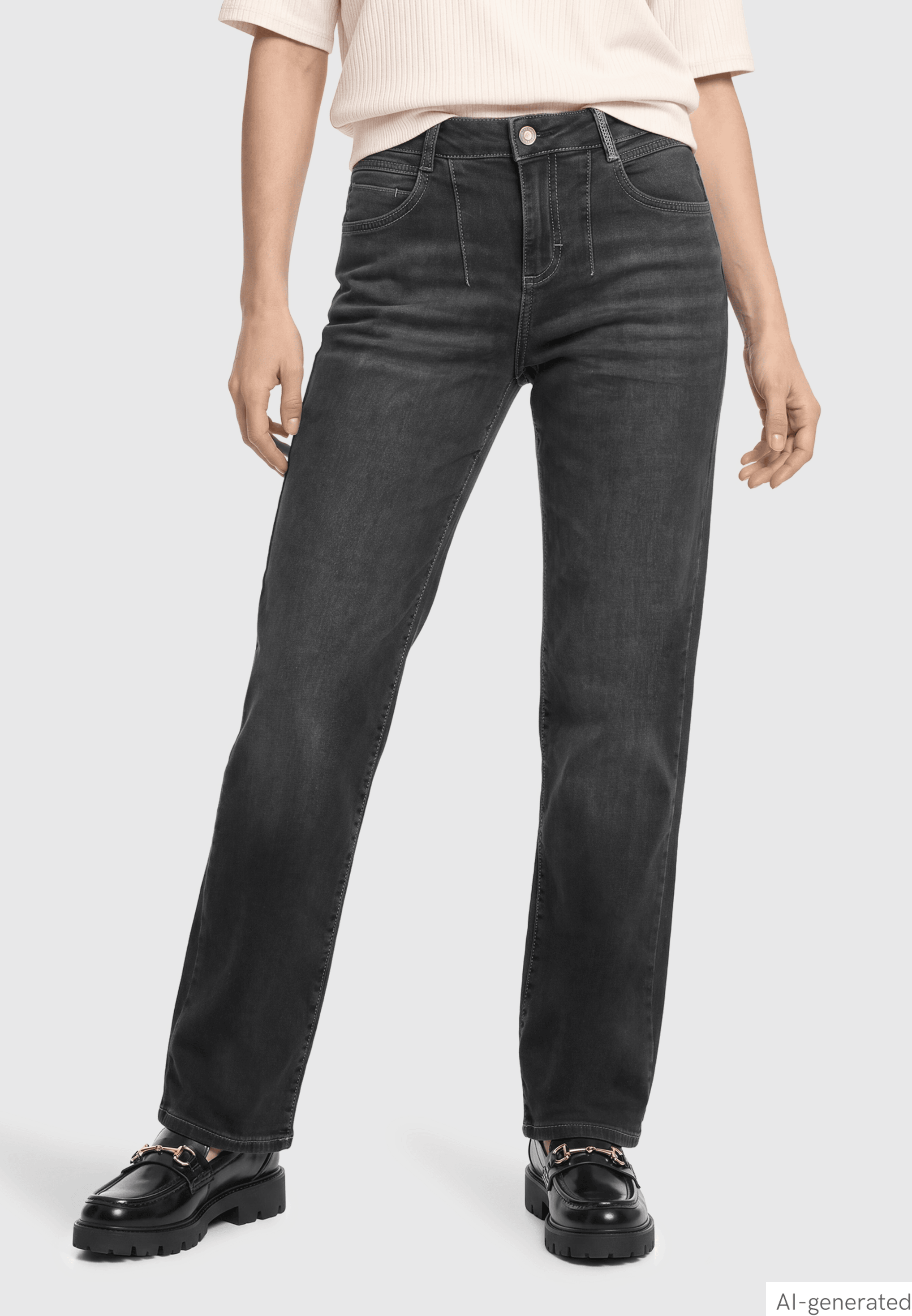 Barrel-Jeans mit Used Waschung und TurnUp