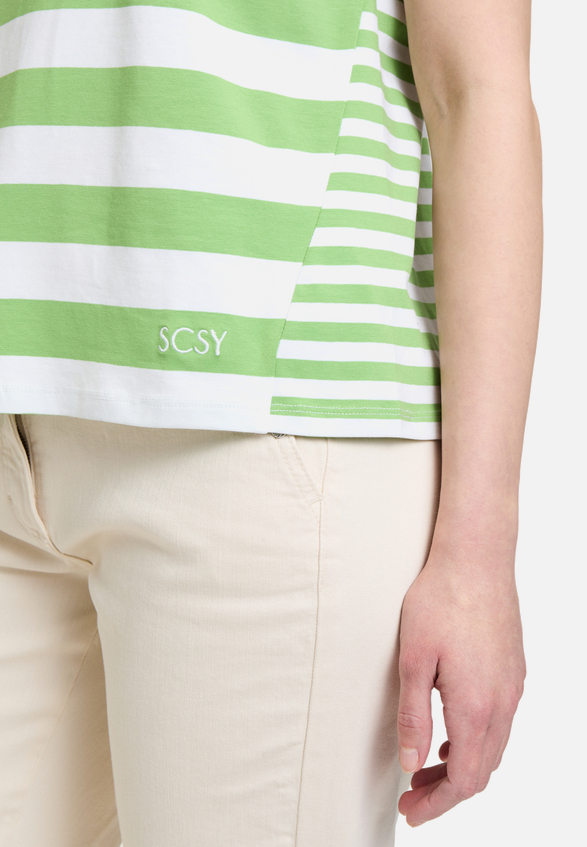 Basic Shirt mit Streifen / Detailbild
