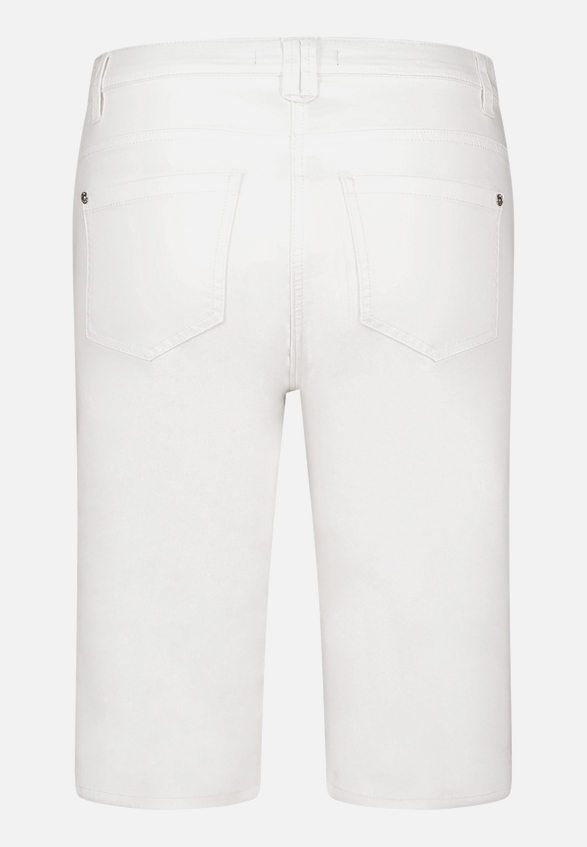 Jeans-Shorts mit aufgesetzten Taschen / Rückseite