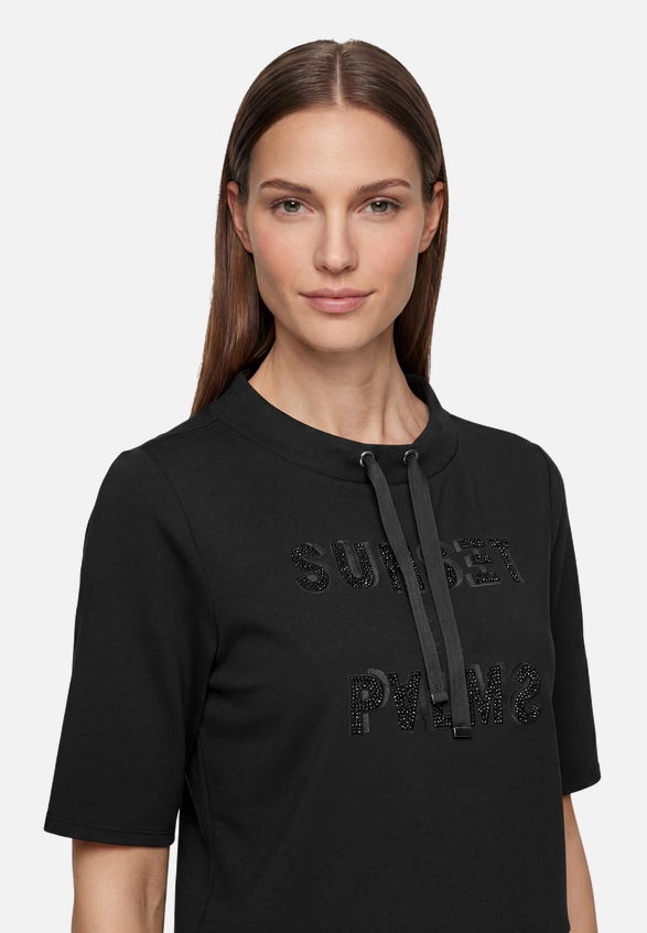 Sweatshirt mit Stehkragen / Detailbild