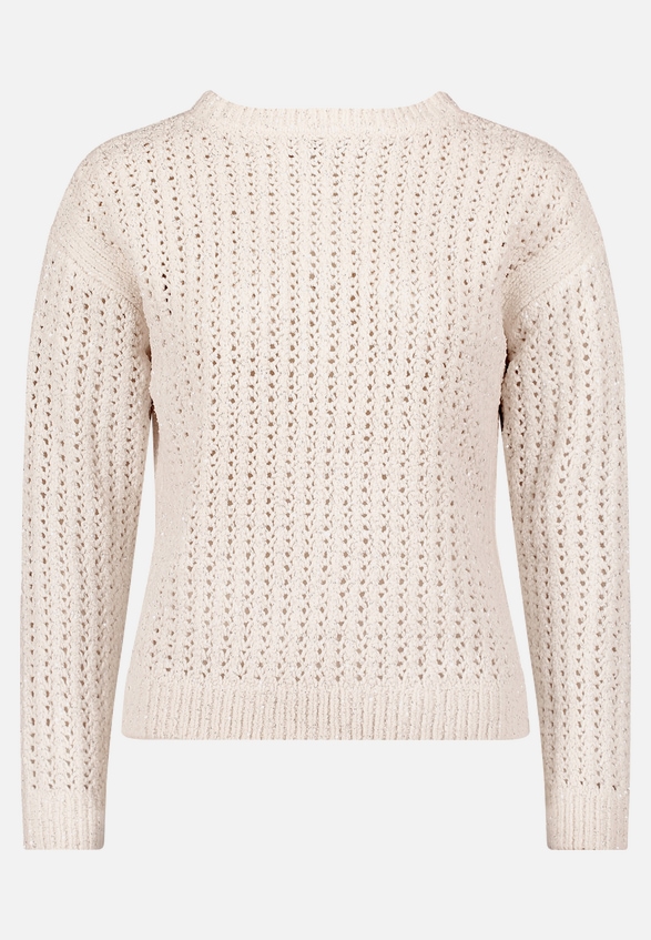 Grobstrick-Pullover mit Lochmuster / Vorderseite