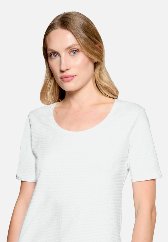 Basic Shirt mit Struktur / Detailbild