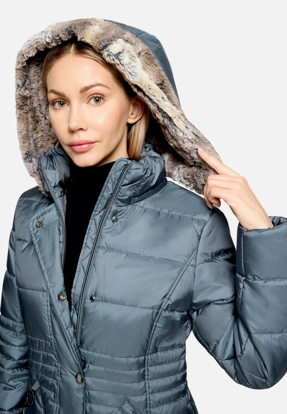 Outdoorjacke mit abnehmbarer Kapuze / Detailbild