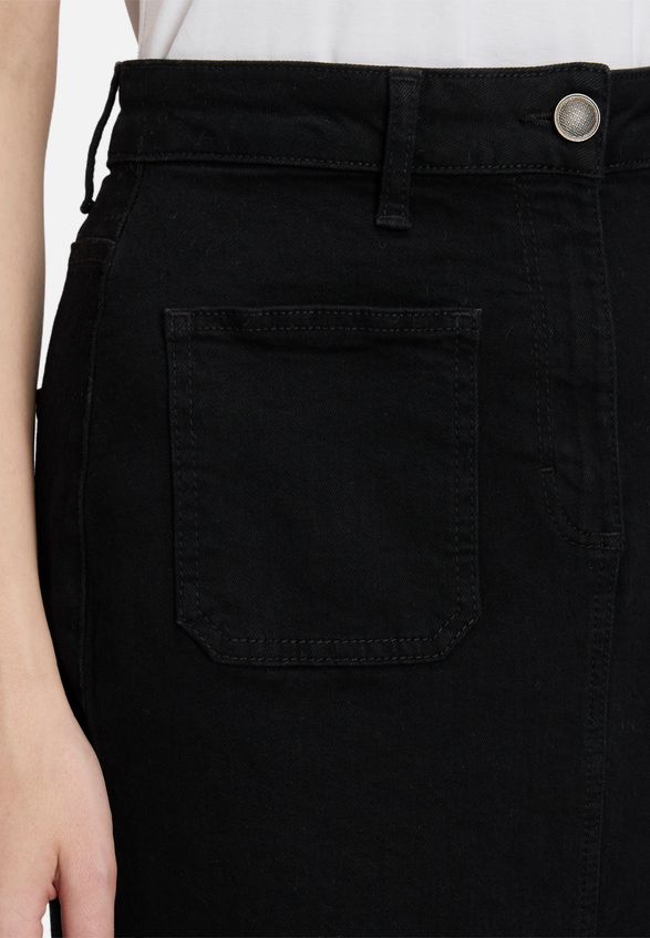 Jeansrock mit aufgesetzten Taschen / Detailbild