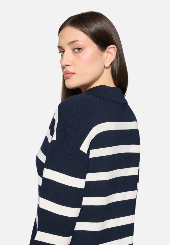 Strickpullover mit Streifen / Detailbild