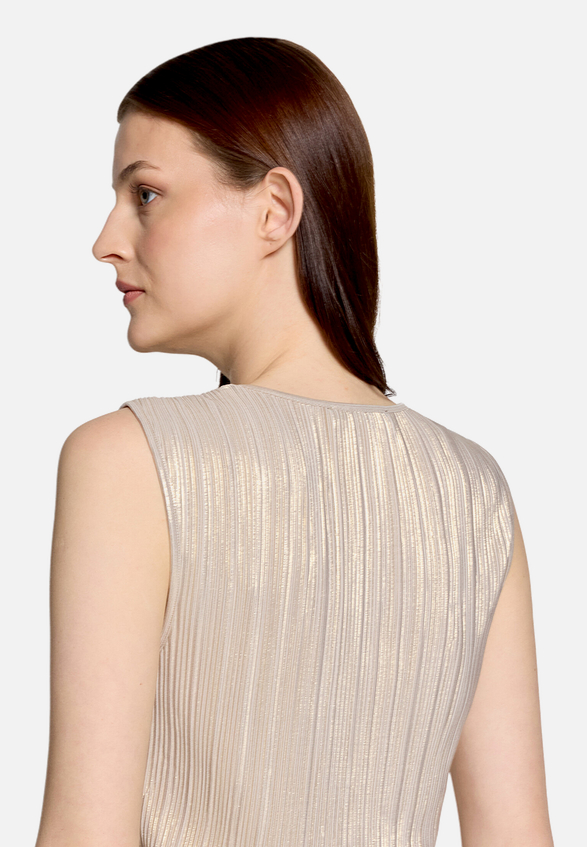 Casual-Shirt mit Glanzeffekt / Detailbild