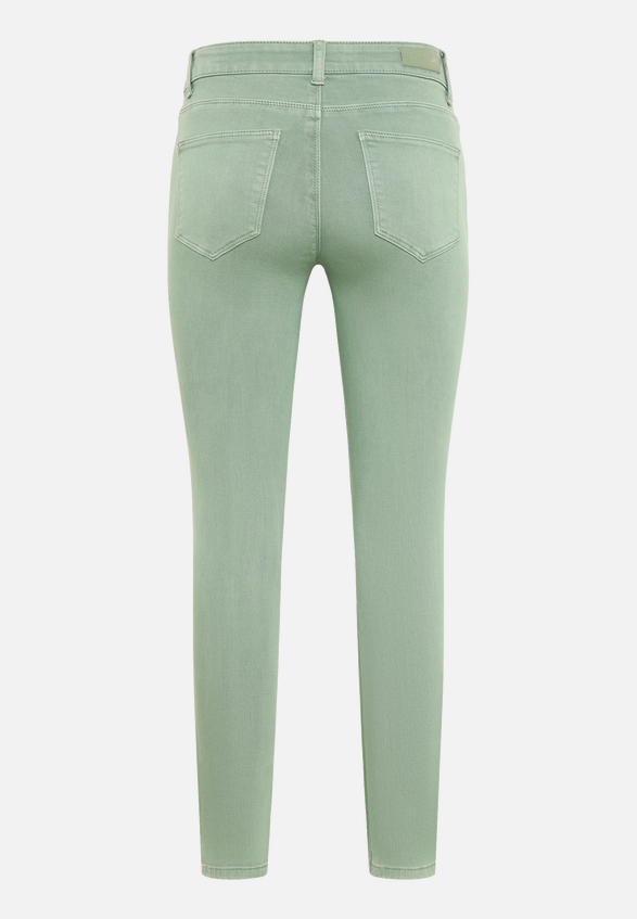 Slim Fit Jeans  mit Stretch-Anteil Style Sunny Short  / Rückseite