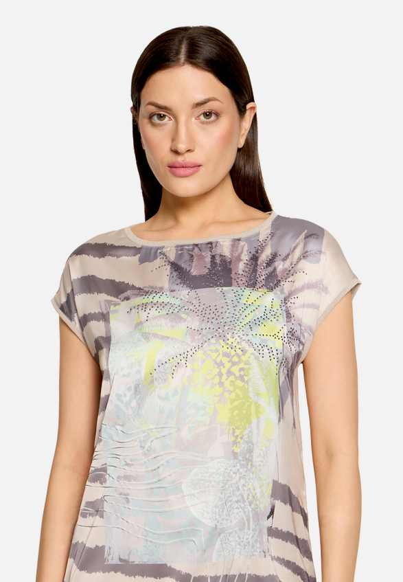 Blusenshirt mit Aufdruck / Detailbild