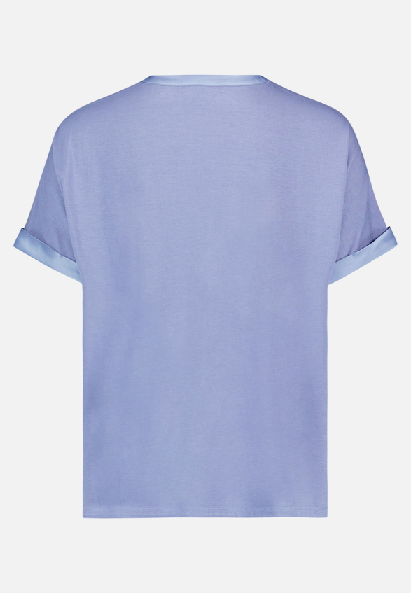 Blusenshirt  mit Knöpfen / Rückseite