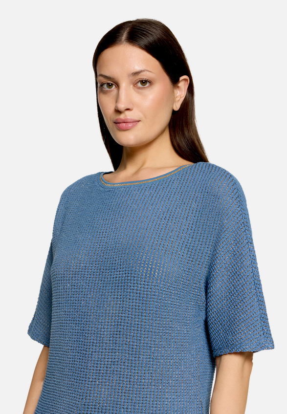 Strukturshirt mit Struktur / Detailbild