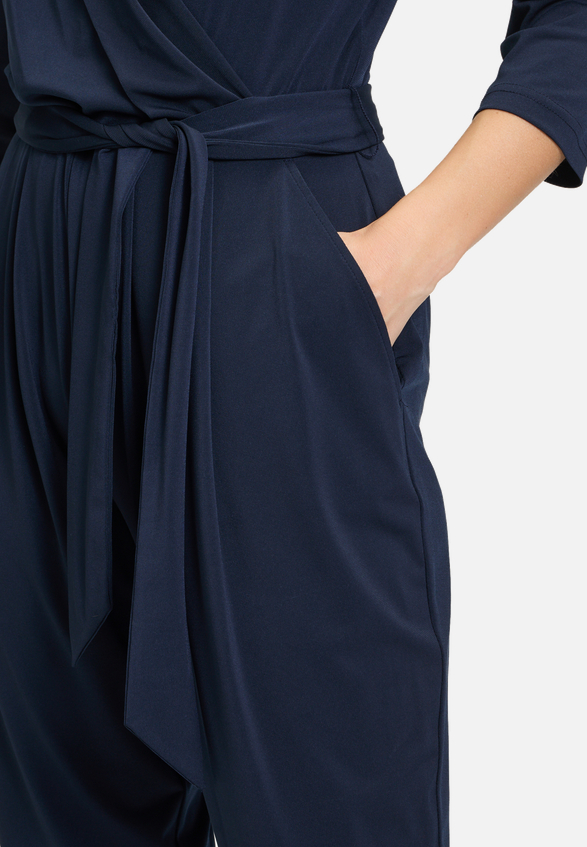 Jumpsuit mit Eingrifftaschen / Detailbild