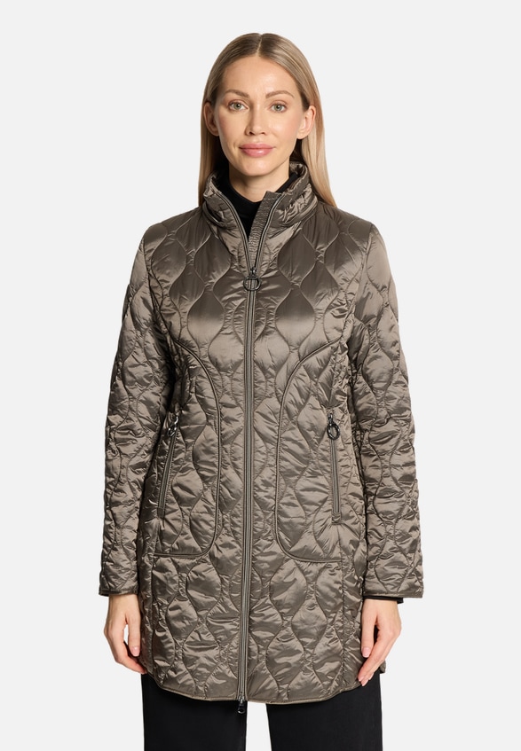 Outdoorjacke mit abnehmbarer Kapuze / Detailbild