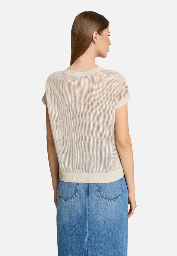 Lochstrick-Pullover ohne Arm / Modellfoto Rückseite
