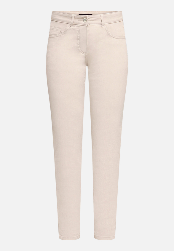 Casual-Hose mit aufgesetzten Taschen / Vorderseite