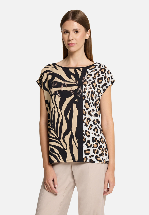 Casual-Shirt mit Aufdruck / Modellfoto Vorderseite