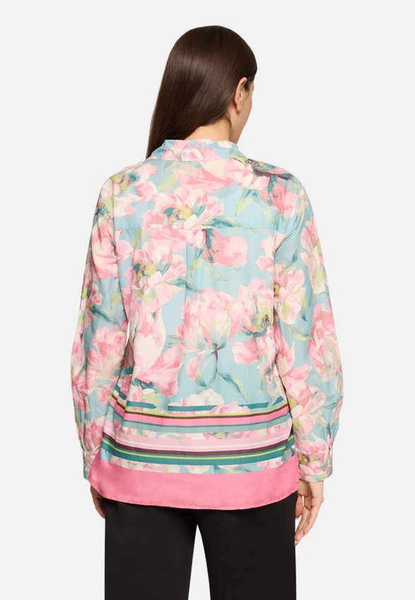 Longbluse langarm / Modellfoto Rückseite