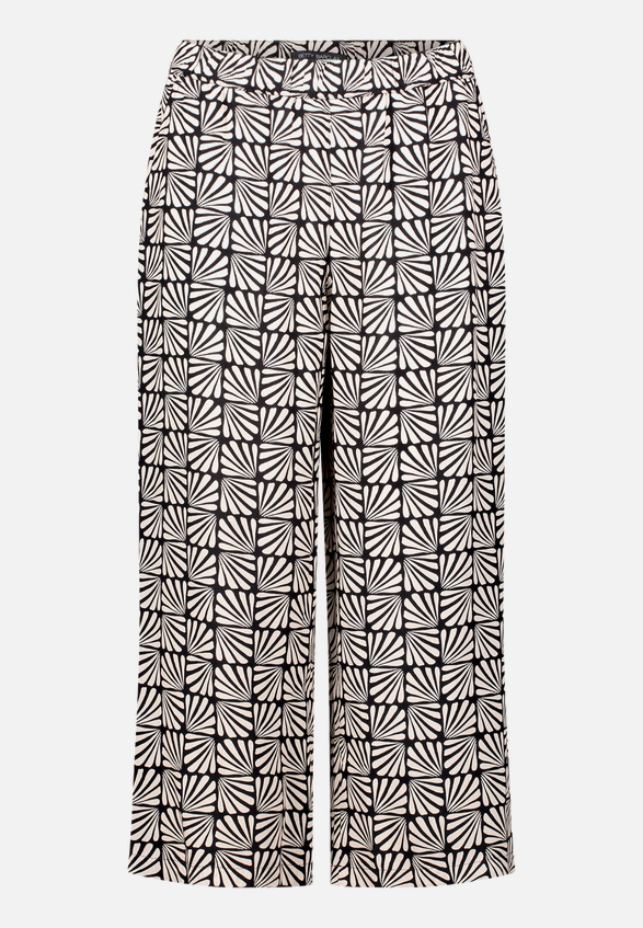 Schlupfhose mit Eingrifftaschen / Vorderseite