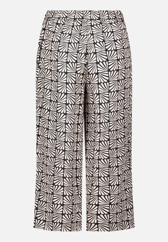 Schlupfhose mit Eingrifftaschen / Rückseite