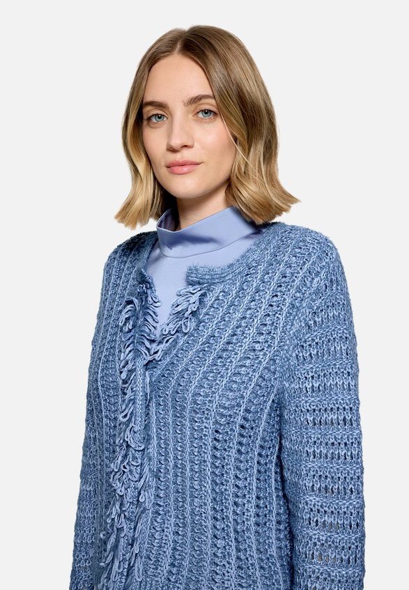 Strickjacke mit Fransen / Detailbild