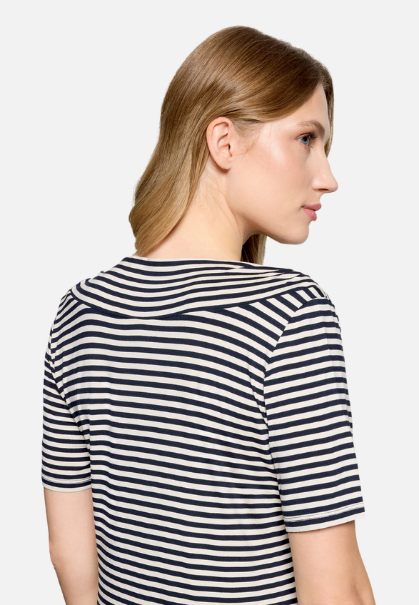 Ringelshirt mit Raffung / Detailbild