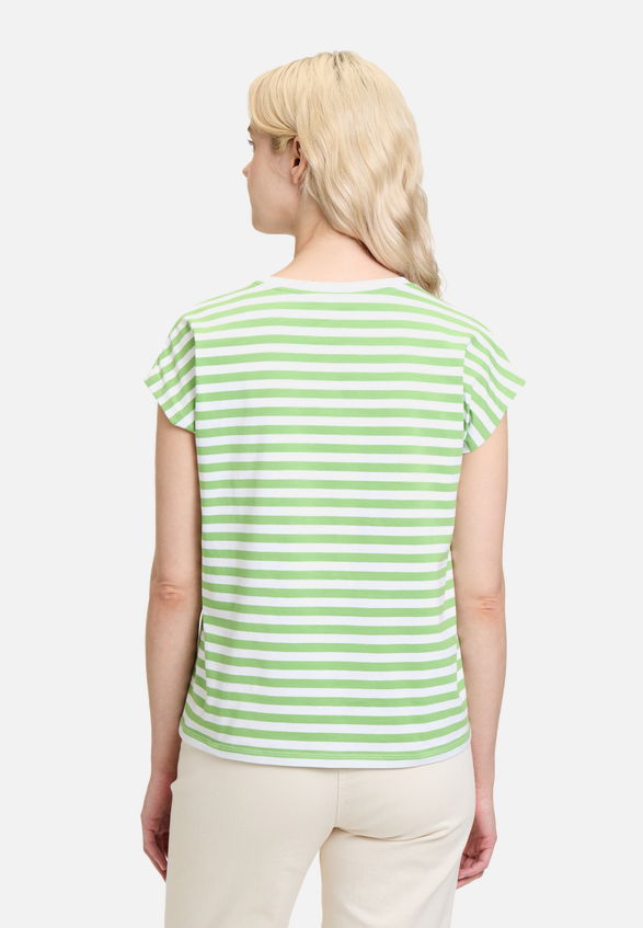 Basic Shirt mit Streifen / Modellfoto Rückseite