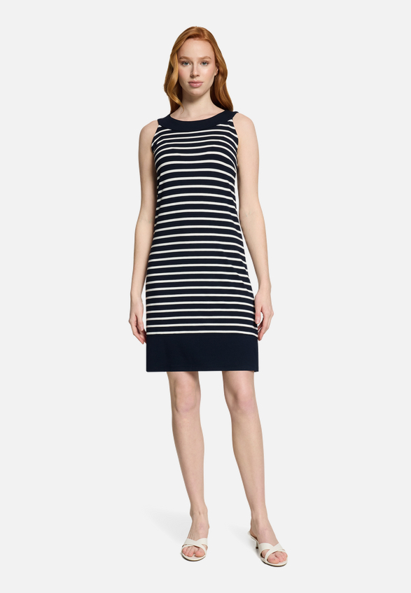 Sommerkleid ohne Arm / Modellfoto Vorderseite