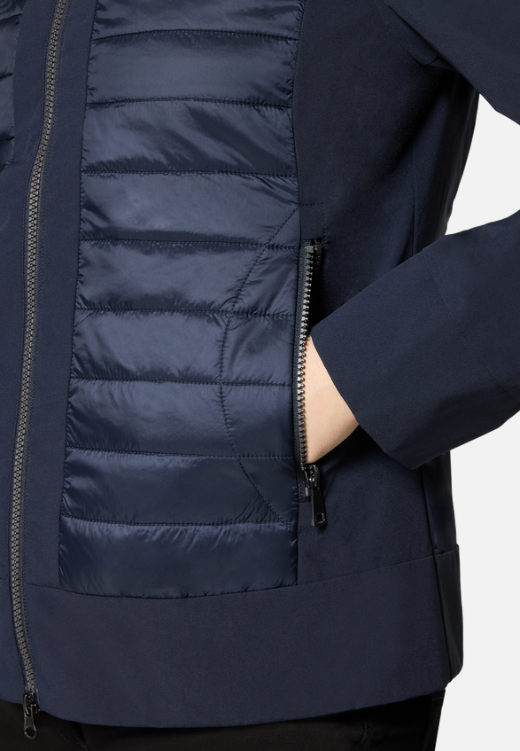 Outdoorjacke mit abnehmbarer Kapuze / Detailbild
