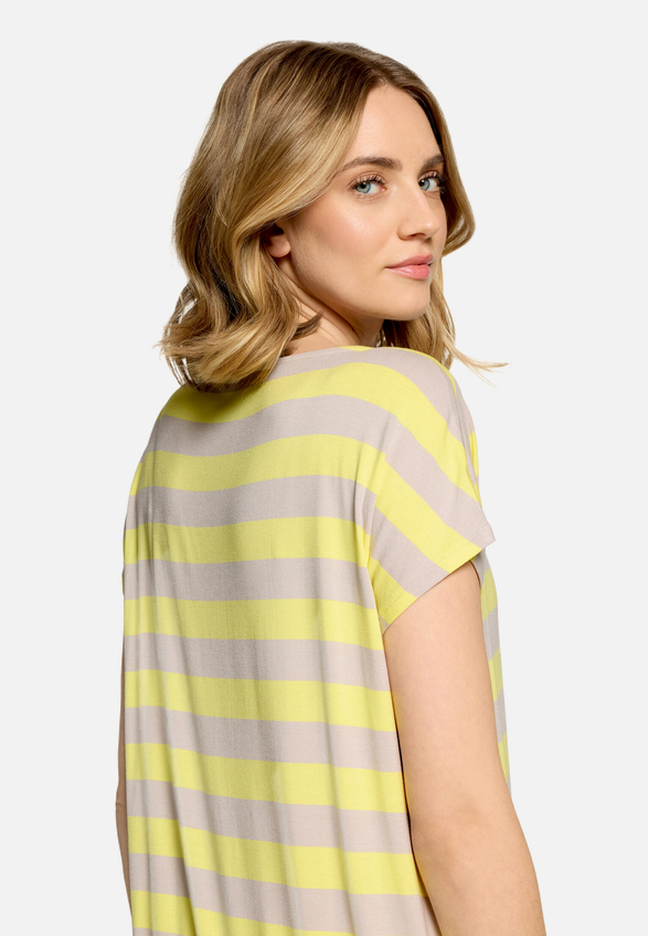 Printshirt mit Gummizug / Detailbild