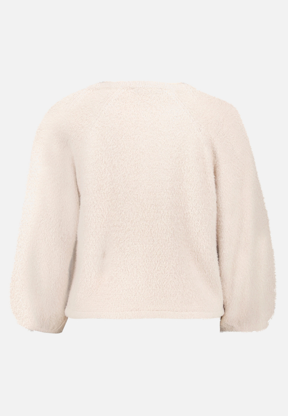 Flauschige Strickjacke  mit 3/4 Arm  / Rückseite