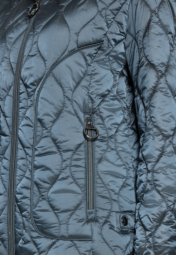 Outdoorjacke mit abnehmbarer Kapuze / Detailbild