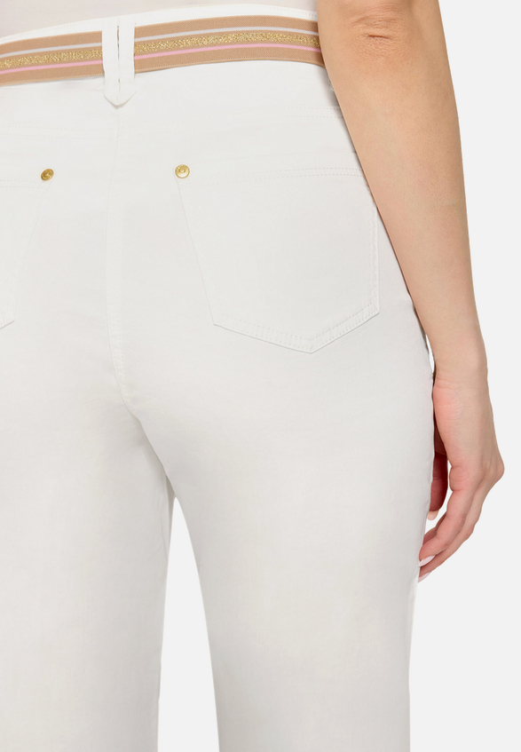 Casual-Hose mit Gürtel / Detailbild