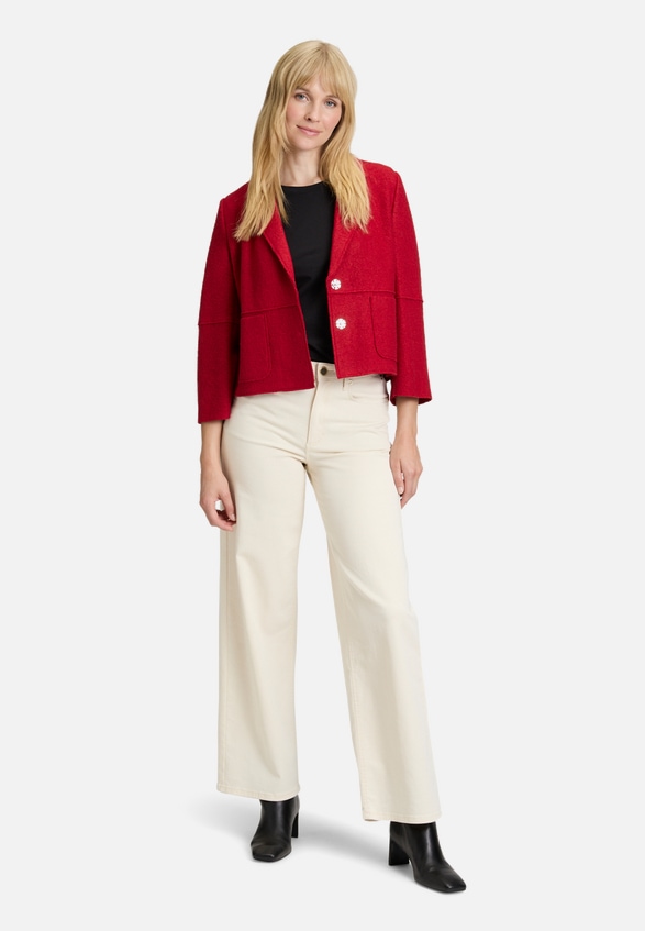 Blazer-Jacke mit Reverskragen / Modellfoto Vorderseite (Outfit)