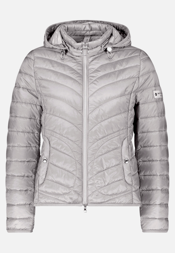 Outdoorjacke mit abnehmbarer Kapuze / Vorderseite