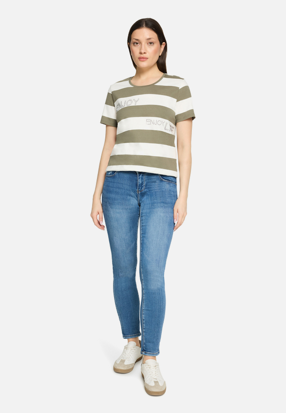 Ringelshirt mit Tunnelzug / Modellfoto Vorderseite (Outfit)