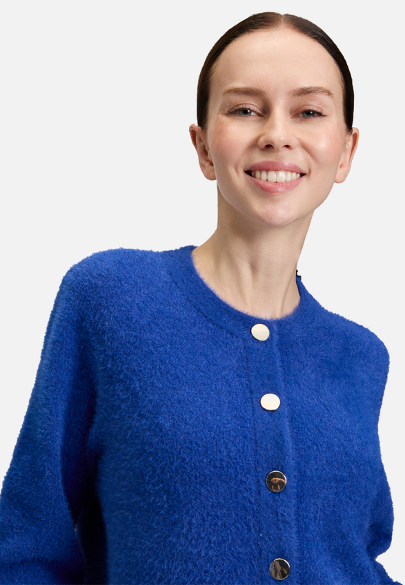 Casual-Strickjacke mit Knopfleiste / Detailbild