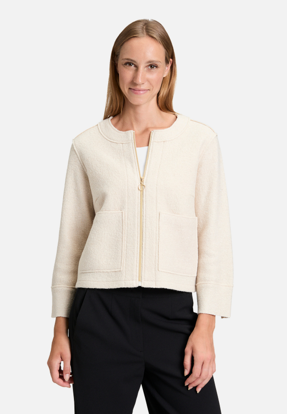 Blazer-Jacke mit Taschen / Modellfoto Vorderseite