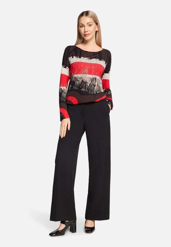 Casual-Shirt mit Gummizug / Modellfoto Vorderseite (Outfit)