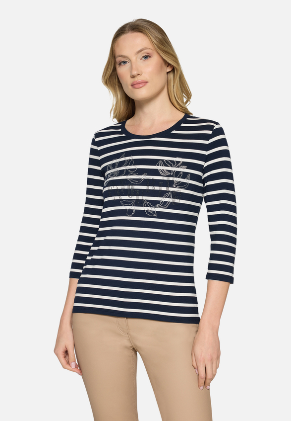 Ringelshirt mit Schmucksteinen / Modellfoto Vorderseite