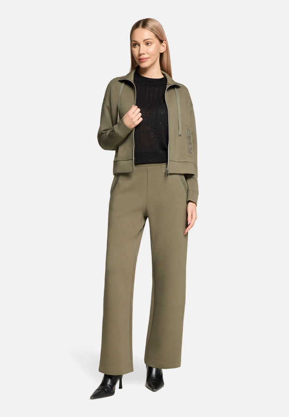 Shirtjacke mit Rippenstruktur / Modellfoto Vorderseite (Outfit)