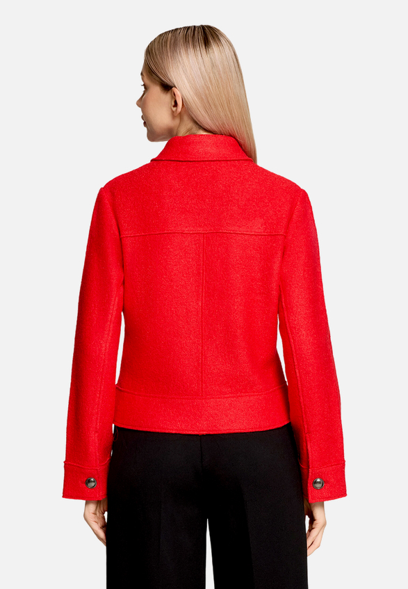 Blazer-Jacke mit aufgesetzten Taschen / Modellfoto Rückseite