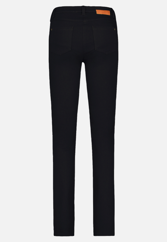 Basic-Jeans mit aufgesetzten Taschen / Rückseite